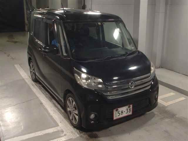 8320 Nissan Dayz roox B21A 2014 г. (JU Tokyo)